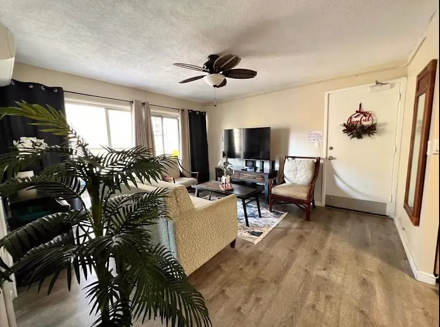 Appartamento 2 Minute Walk To Waikiki Beach, Free Parking Honolulu