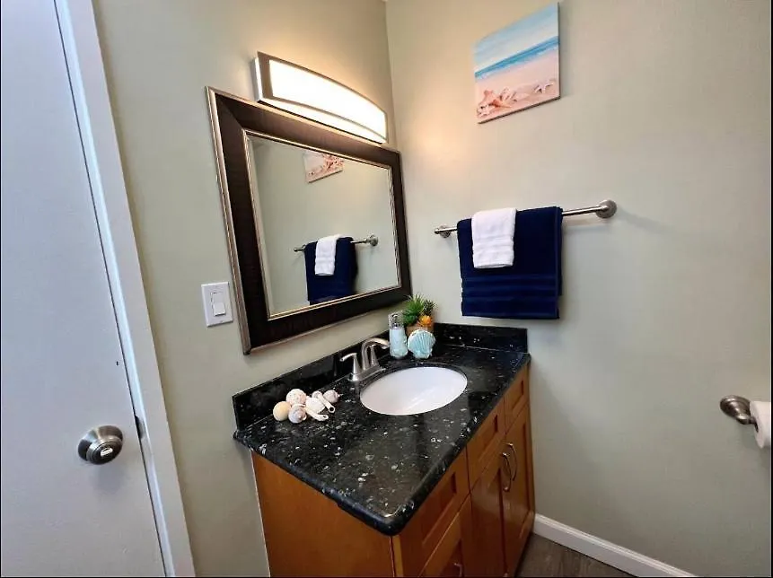 Appartamento 2 Minute Walk To Waikiki Beach, Free Parking Honolulu