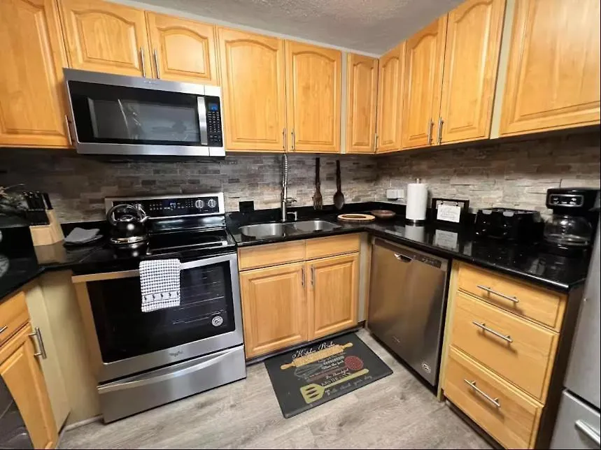 Appartamento 2 Minute Walk To Waikiki Beach, Free Parking Honolulu Stati Uniti