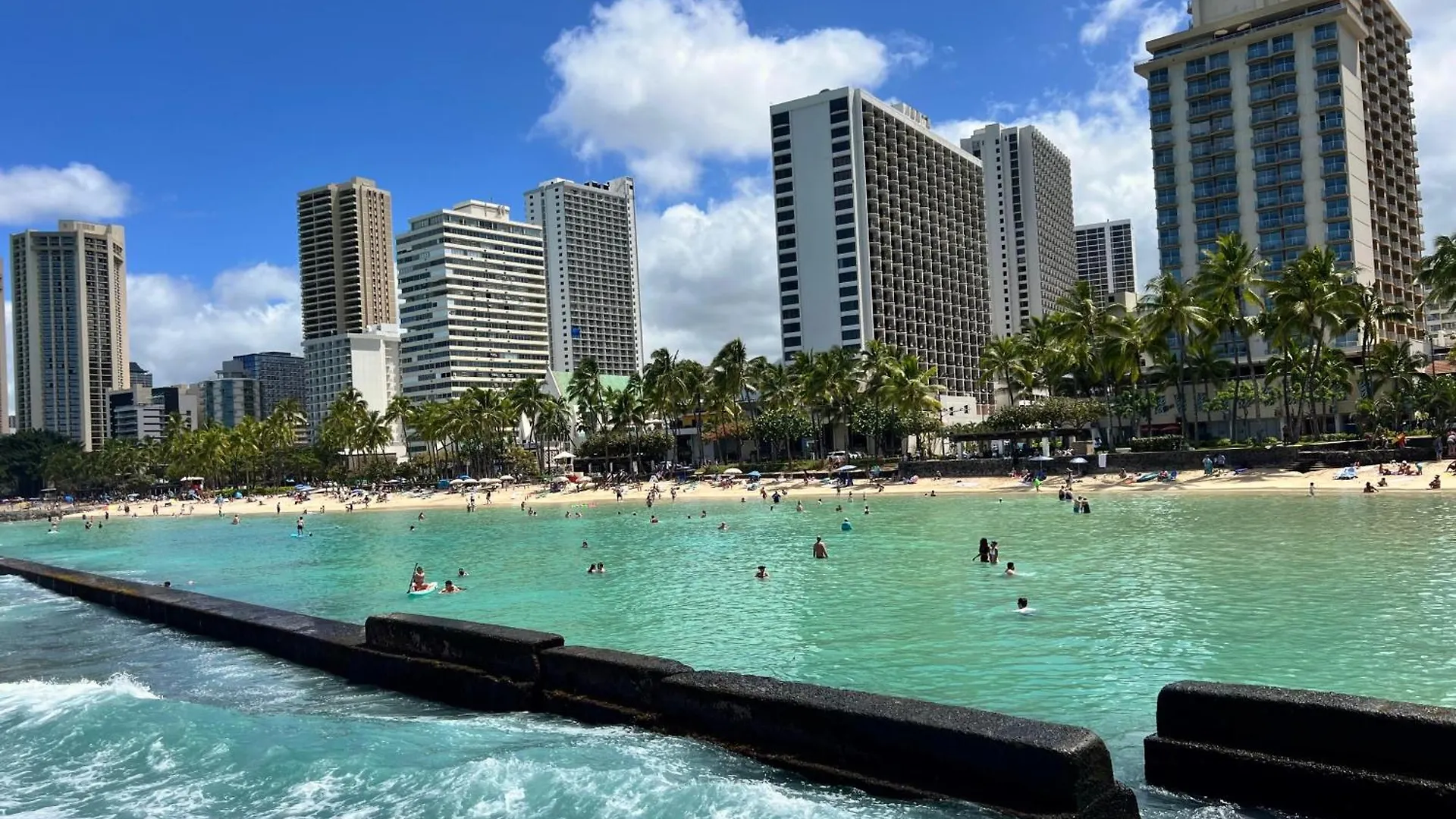 2 Minute Walk To Waikiki Beach, Free Parking Honolulu Appartamento